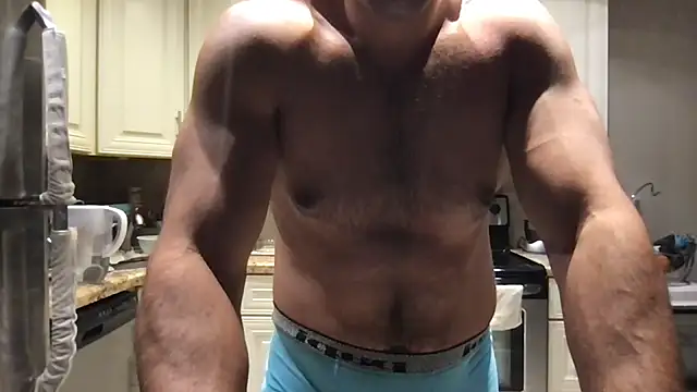 دردشة BigGuyMuscle الجنسية المباشرة