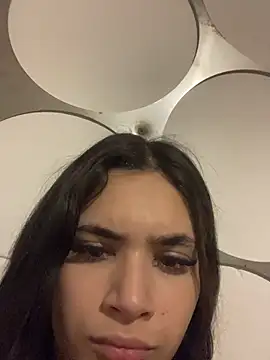 YourBabyLisn Live XXX chat