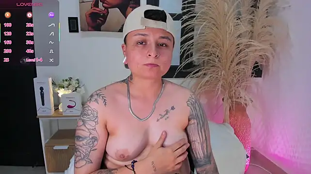 ZuryRamirez_ Adlı Modelin Canlı XXX Sohbeti