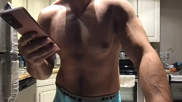 BigGuyMuscle – Naživo XXX chat