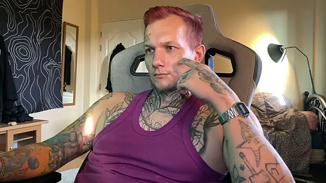 Chatroom XXX en direct de razor_paul