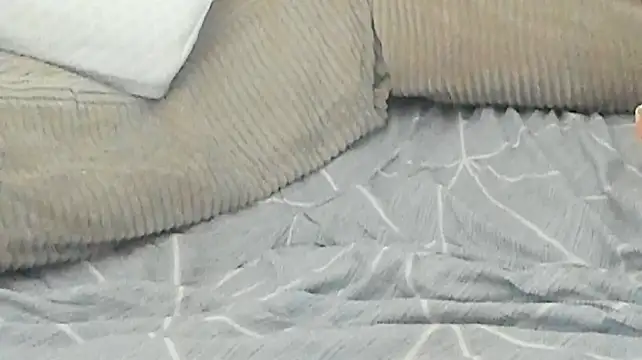 Raven_Dust live XXX chat