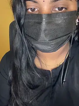 Czat XXX na żywo – Miss_meera12