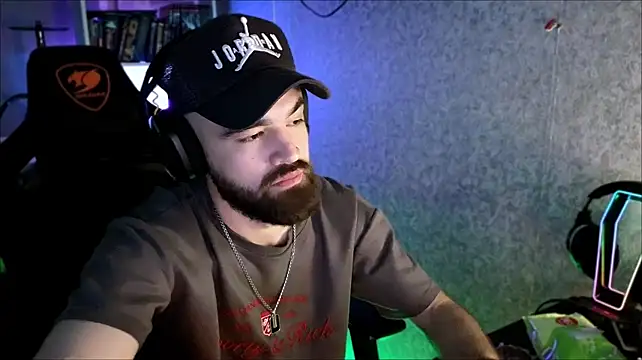 Chatroom XXX en direct de _Serious_Man