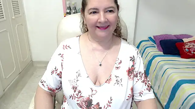 leonela_69's Live XXX Chat
