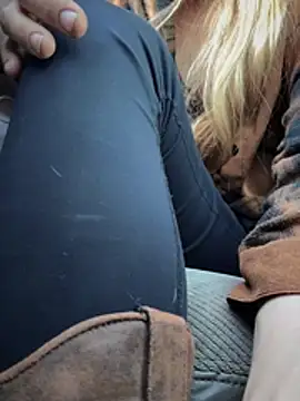 Czat XXX na żywo – GoldenFlameGoddess