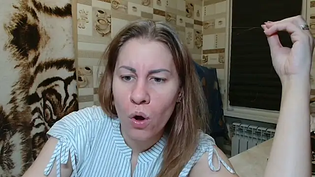 Chat XXX ao vivo de TherestlessKitty