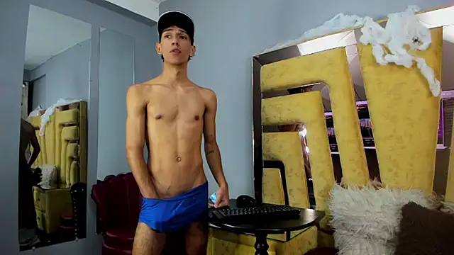 EstebanValdezs live XXX chat