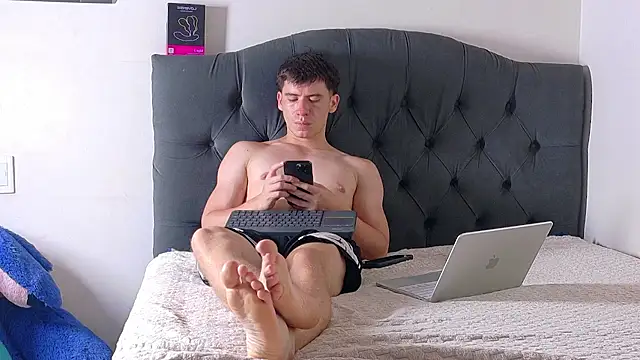 Chatroom XXX en direct de harry_greg21