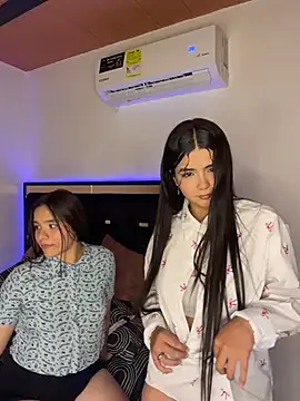 Chat XXX ao vivo de Zow_