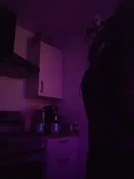 צ'אט XXX בשידור חי של lilylamort