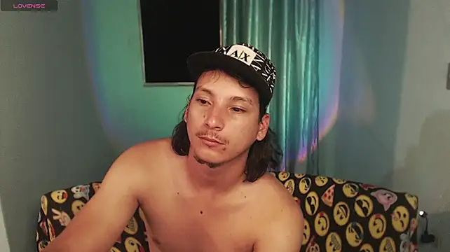 แชท XXX สดของ MrKingsaintx
