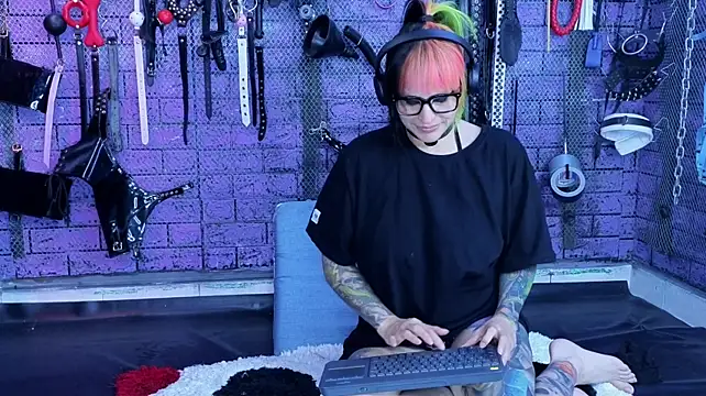 PANDORANEZZ élő XXX-chatje