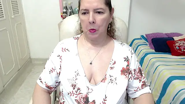 leonela_69 – Live XXX-chat