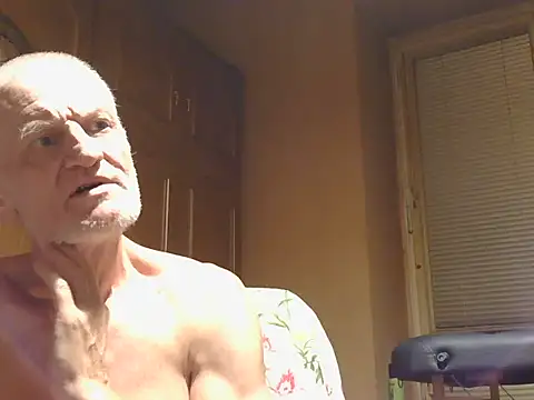 Chat +18 de 1973teacher ao vivo