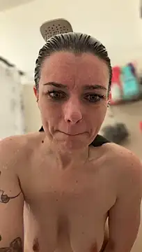 XXX chat uživo modela LadyLena1