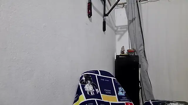 Chat +18 de JBond007BBC ao vivo
