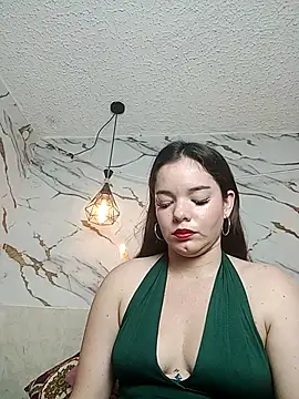 Chat +18 de lenawinsdor_ ao vivo