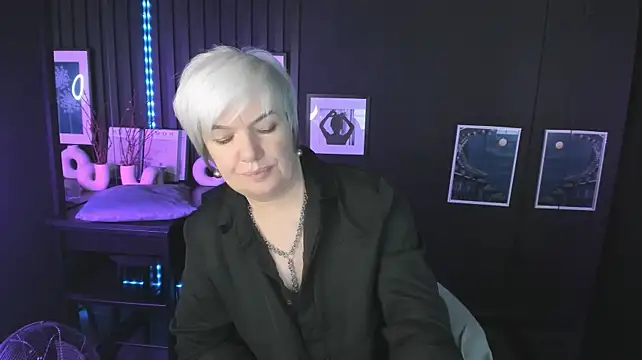 XXX chat uživo modela CarmenSoft
