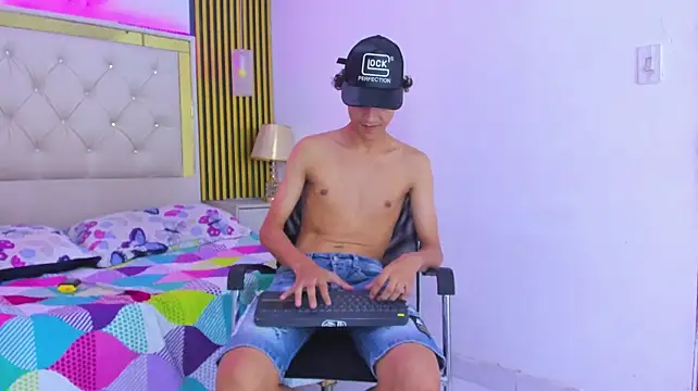 JustinSecret live XXX chat