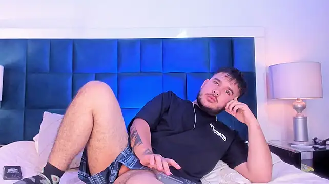 DanteBlossom's Live XXX Chat
