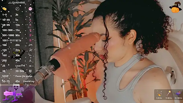 Queen_Deepthroat's Live XXX Chat