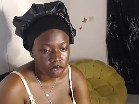 Eboni_hotboobs_ Chat XXX in diretta