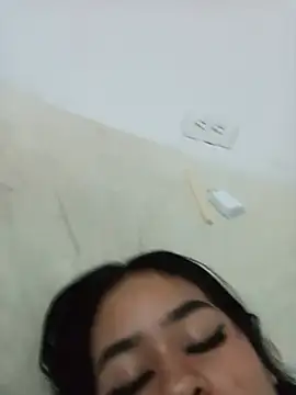 XXX chat uživo modela Nika_quin