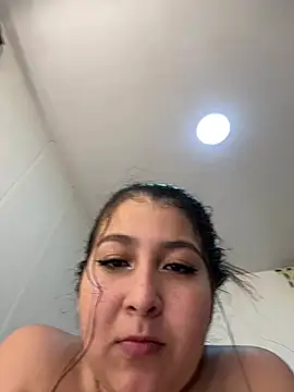 دردشة evelyn_1702 الجنسية المباشرة