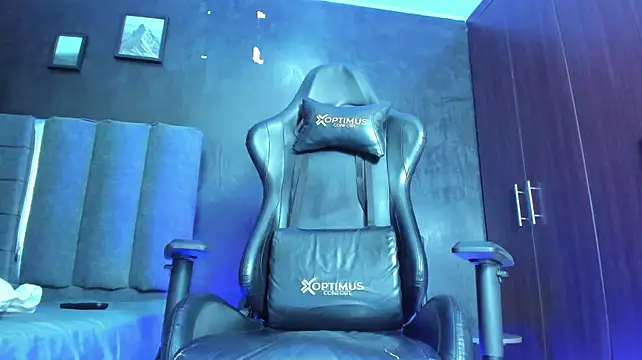 Enzo_Maserati Chat XXX in diretta
