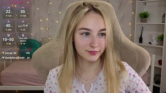 Shy_Polly's Live XXX Chat