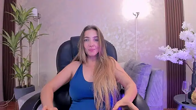 BellaMarieX's Live XXX Chat