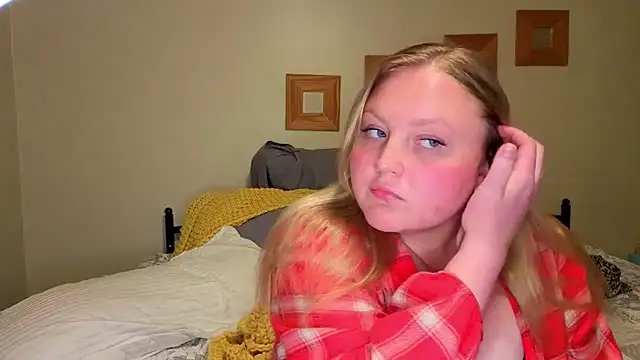 Phatassblonde's Live XXX Chat