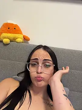ScarStarX Adlı Modelin Canlı XXX Sohbeti