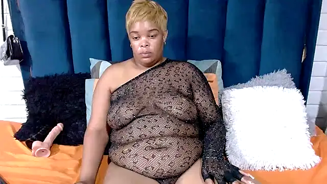 MeltingSquiterXX's Live XXX Chat