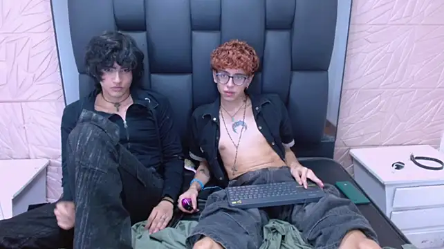Chatroom XXX en direct de Ultravampire