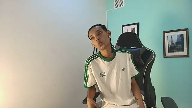 Chat XXX ao vivo de Drake_cum23