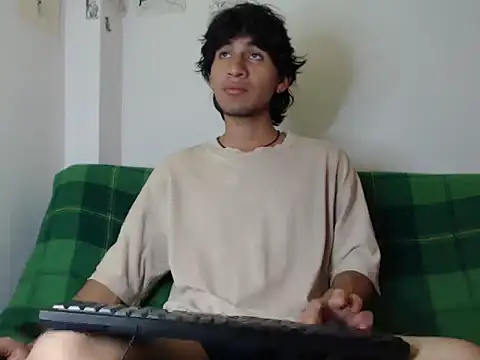 Chat +18 de ElliotAzert ao vivo