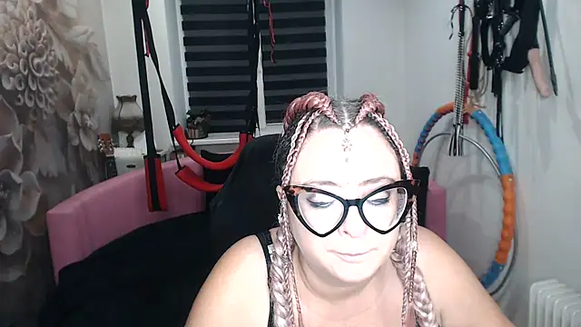 MISSgoddessMARIA Adlı Modelin Canlı XXX Sohbeti