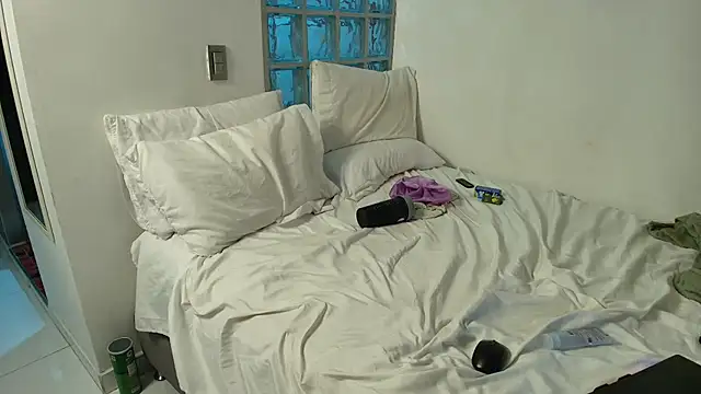 Chat +18 de NicoDavisOfficial ao vivo