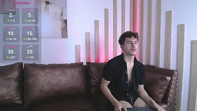 Santi_Williams' Webcam Show