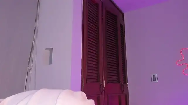 Londonttipton Chat XXX live