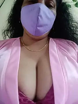 Chatroom XXX en direct de desiree143