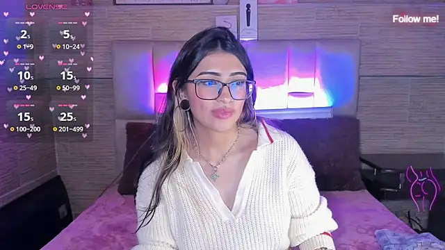 mia_devine_ live XXX chat