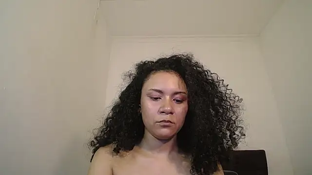 Little18Doll 라이브 XXX 채팅