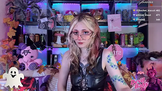 _Devill_Baby – Live XXX-chat
