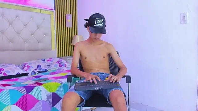 JustinSecret Live XXX-chat