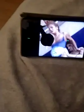 Show modela Ahujjj69 na web-kameri