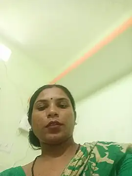 Show modela Hotneha07 na web-kameri