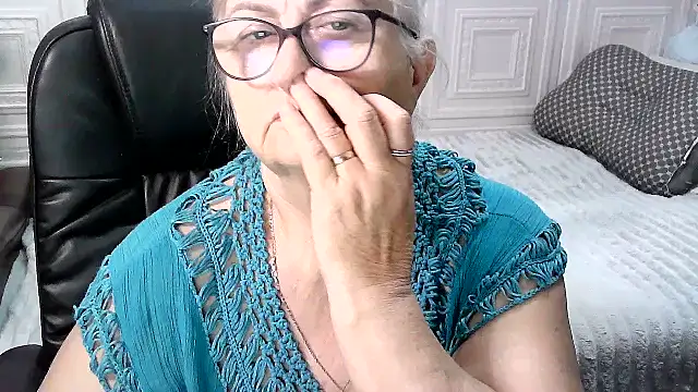 LolkaAlyss' Live XXX Chat